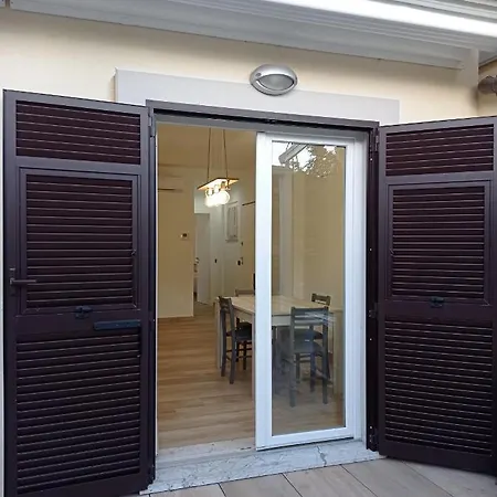 Casafischea 21 Via Venino 21 B شقة مونيلّي